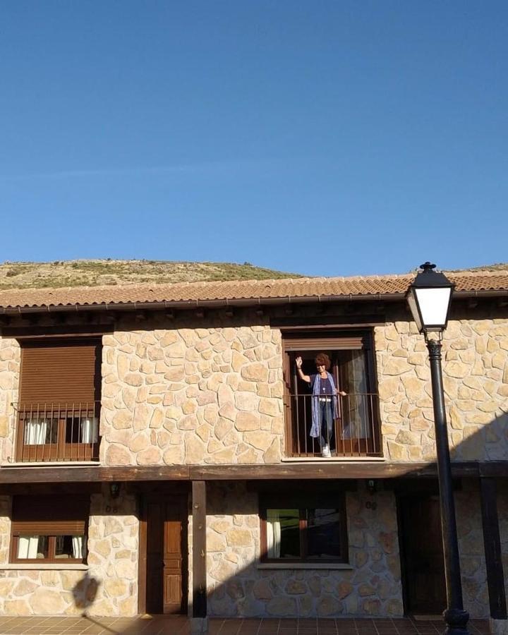 Hotel Ribera Del Corneja 拿瓦费彼迪亚-德科尔 外观 照片