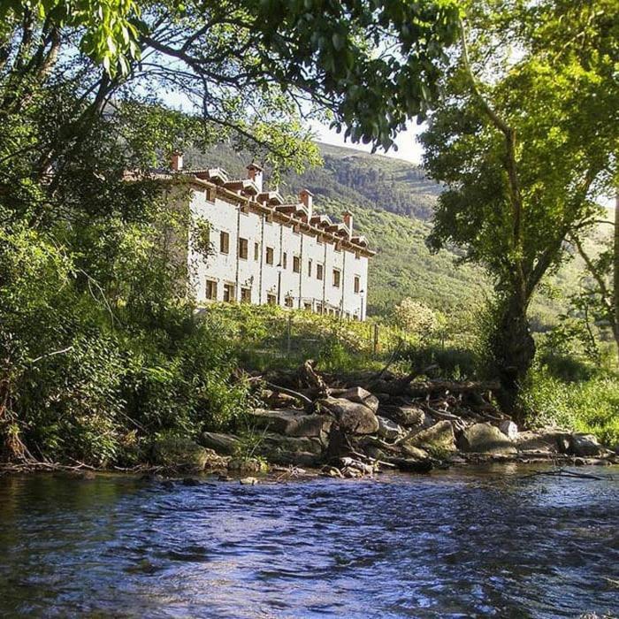 Hotel Ribera Del Corneja 拿瓦费彼迪亚-德科尔 外观 照片