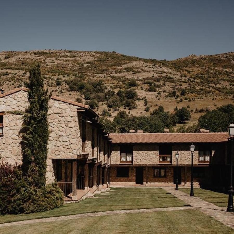 Hotel Ribera Del Corneja 拿瓦费彼迪亚-德科尔 外观 照片