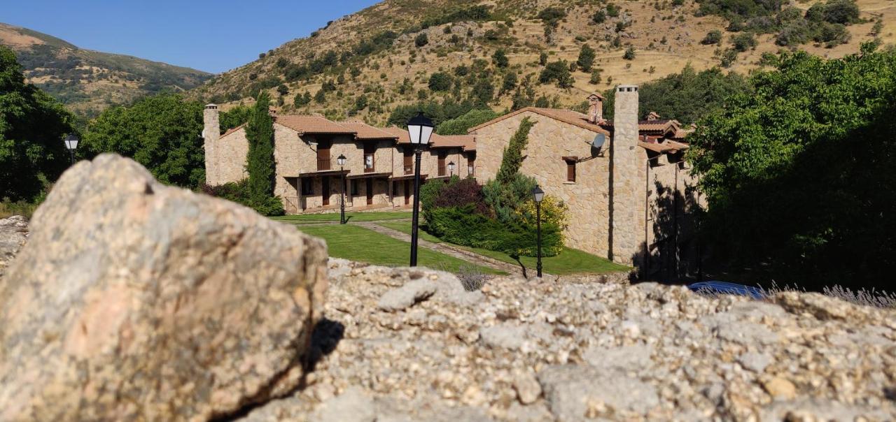 Hotel Ribera Del Corneja 拿瓦费彼迪亚-德科尔 外观 照片