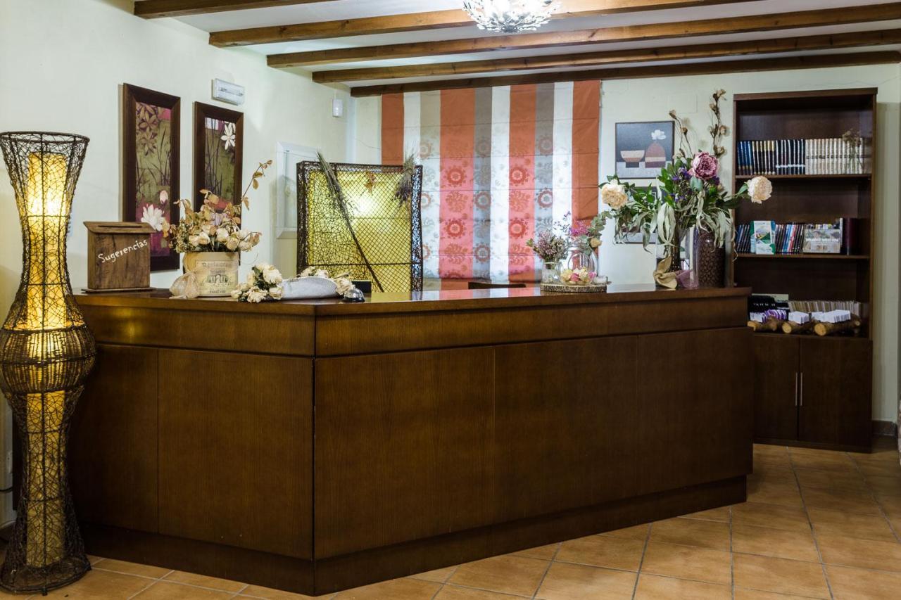 Hotel Ribera Del Corneja 拿瓦费彼迪亚-德科尔 外观 照片